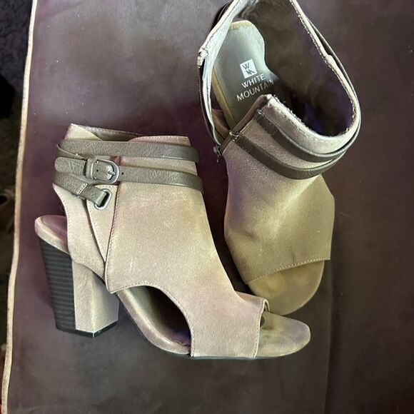 White mountain taupe color open toe booty with zippers size 7.5 - Picture 10 of 11